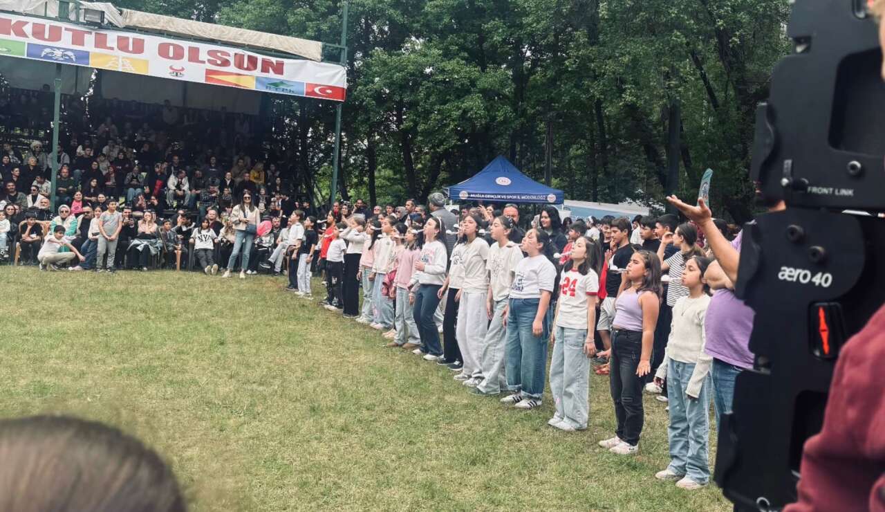 Köyceğiz’de Nevruz Coşkusu: Kazancı Mesire Alanı Bayram Yerine Döndü 5